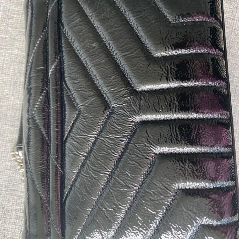 YSL SMALL LOU LOU